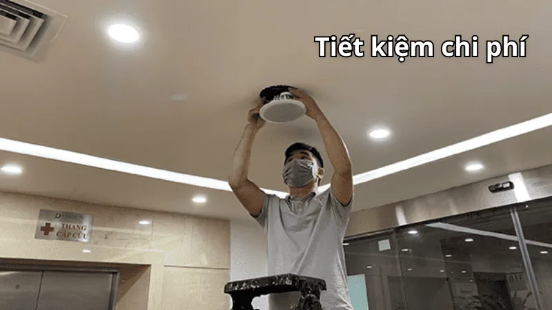 Lắp đặt loa âm trần đúng cách giúp tiết kiệm chi phí